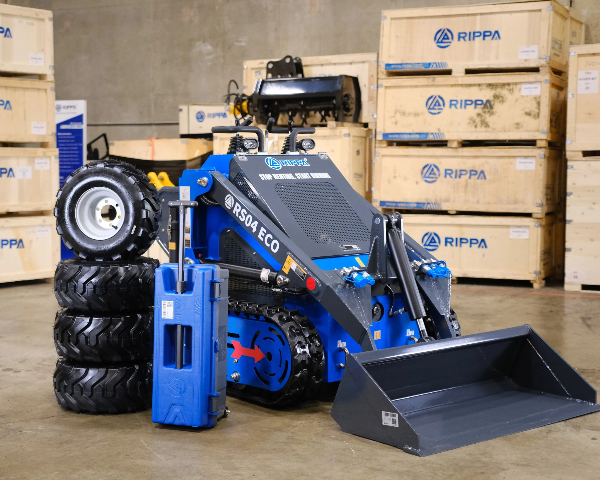 RS04 Skid Steer Loader – Briggs & Stratton Gas, Tracked - Image 6